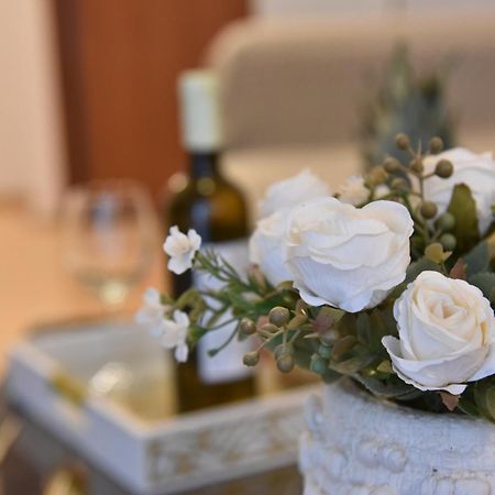 Tiny Treasure Apartment Αθήνα Εξωτερικό φωτογραφία