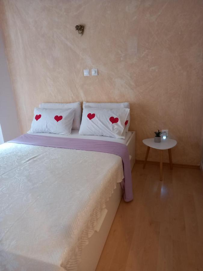 Tiny Treasure Apartment Αθήνα Εξωτερικό φωτογραφία