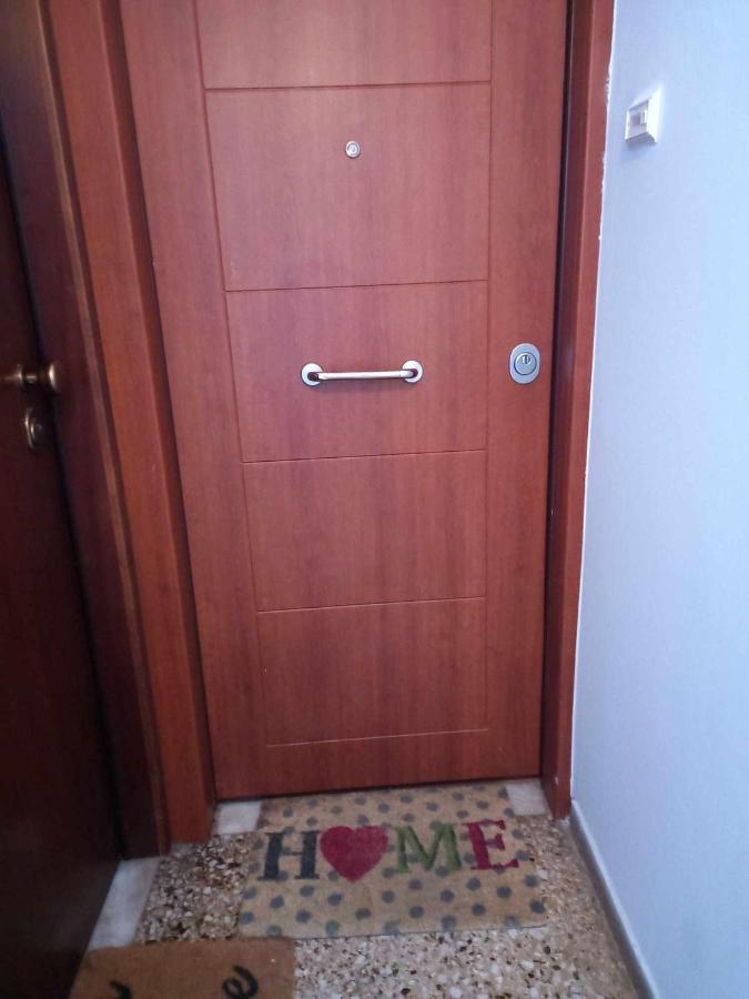 Tiny Treasure Apartment Αθήνα Εξωτερικό φωτογραφία