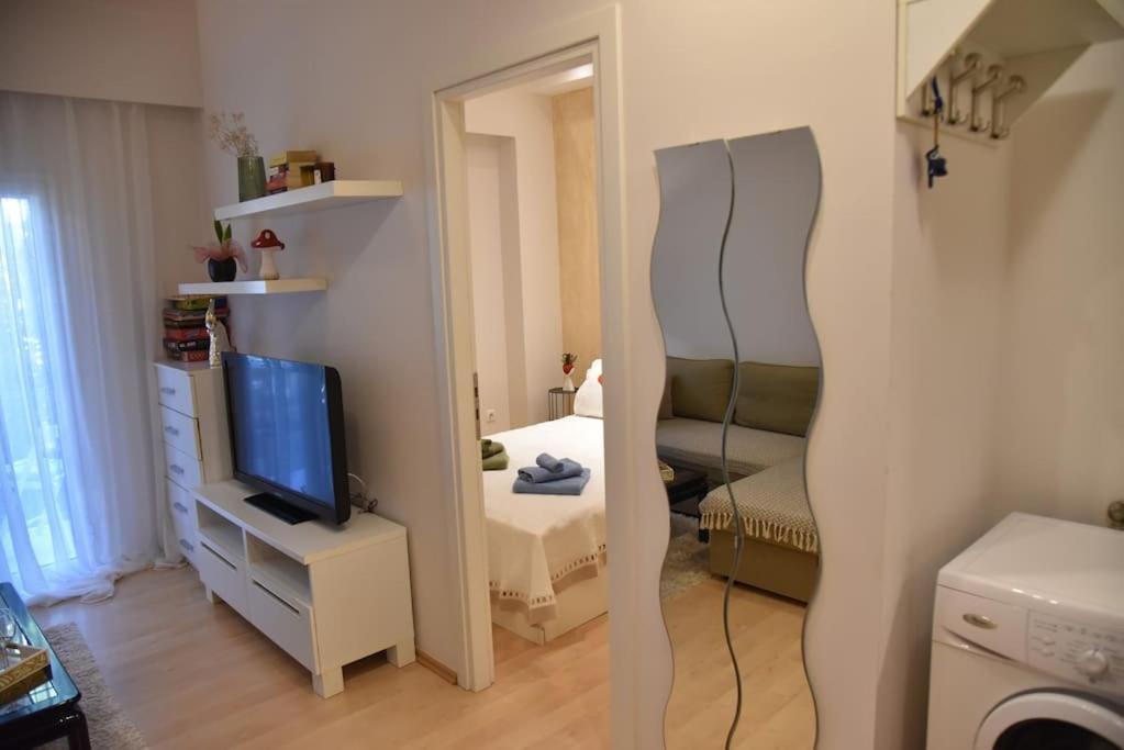 Tiny Treasure Apartment Αθήνα Εξωτερικό φωτογραφία