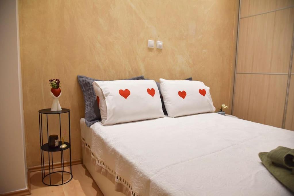 Tiny Treasure Apartment Αθήνα Εξωτερικό φωτογραφία